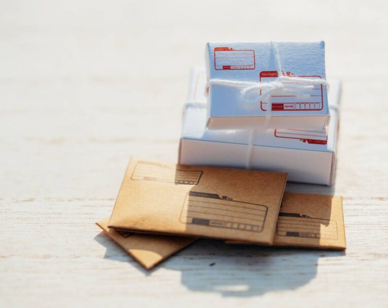 USPS mail classes - featured image